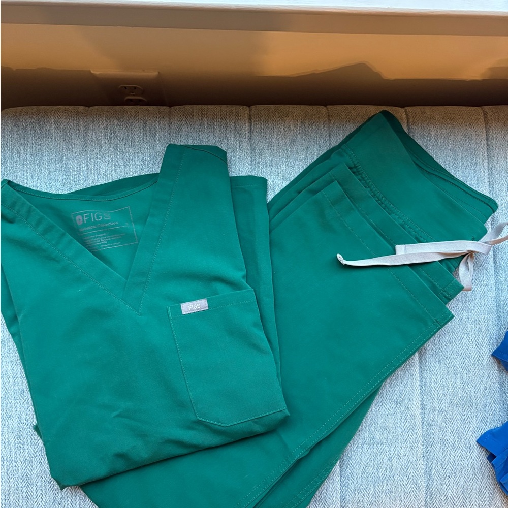 Figs green Scrub set